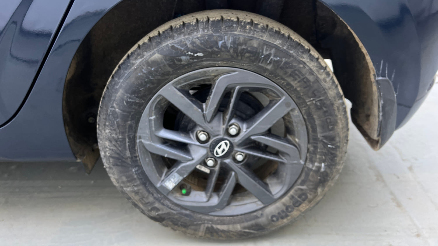 Used 2021 Hyundai Grand i10 Nios Sportz 1.2 Kappa VTVT Petrol Manual tyres LEFT REAR TYRE RIM VIEW