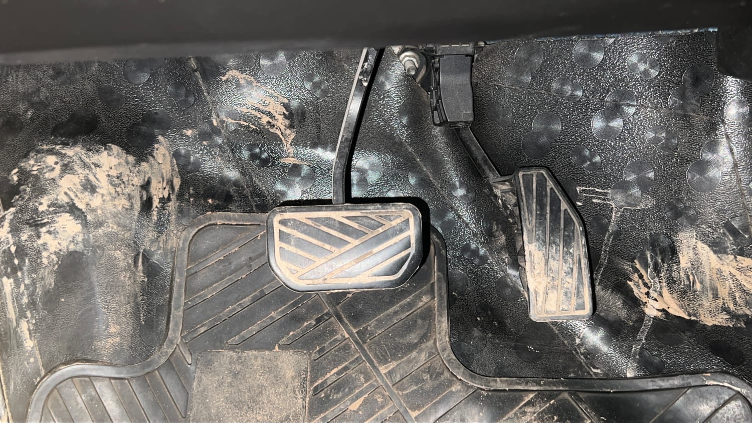 Used 2020 Toyota Glanza G CVT Petrol Automatic interior PEDALS VIEW