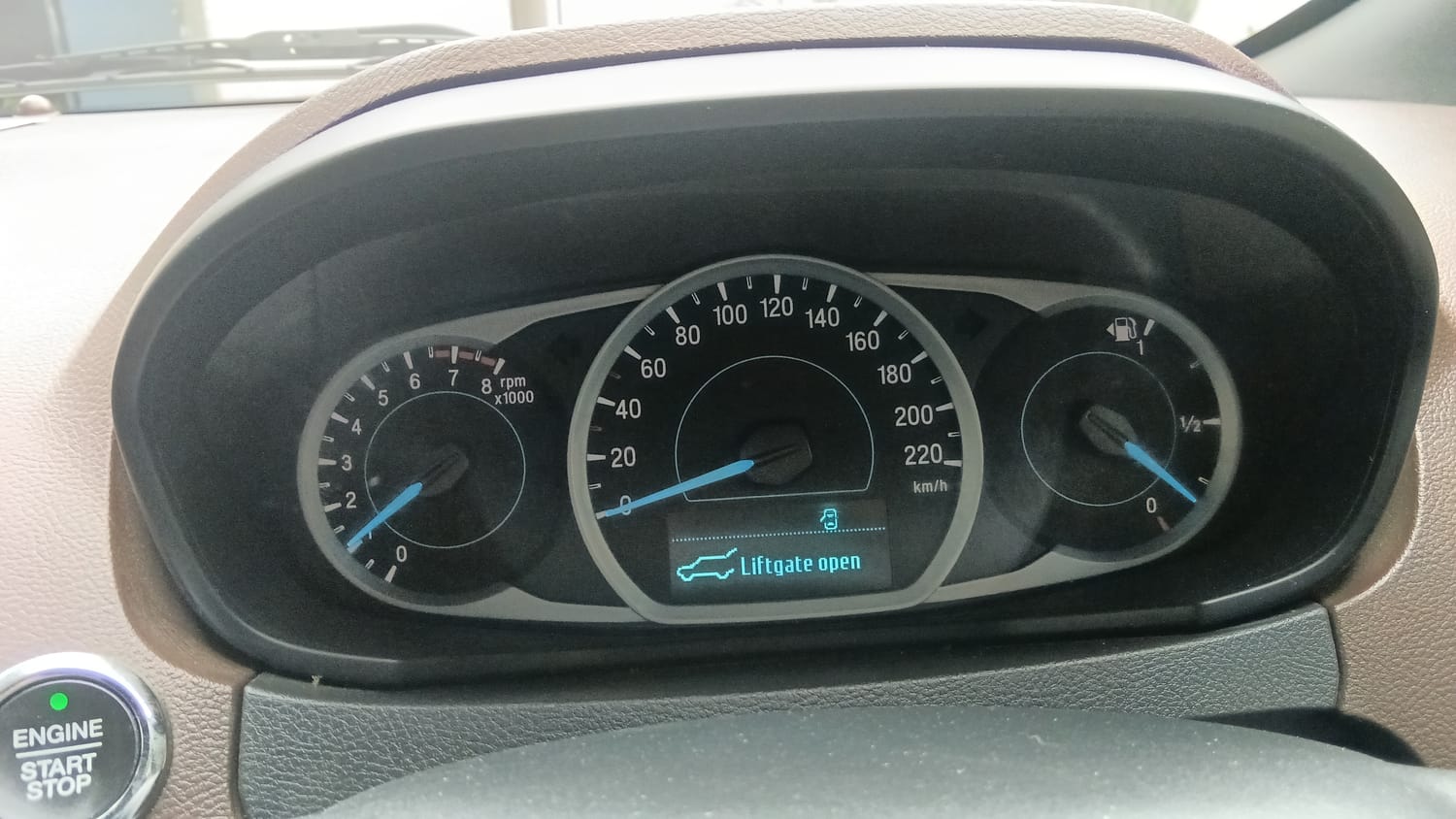 Used 2018 Ford Freestyle Titanium 1.2 Ti-VCT Petrol Manual interior CLUSTERMETER VIEW