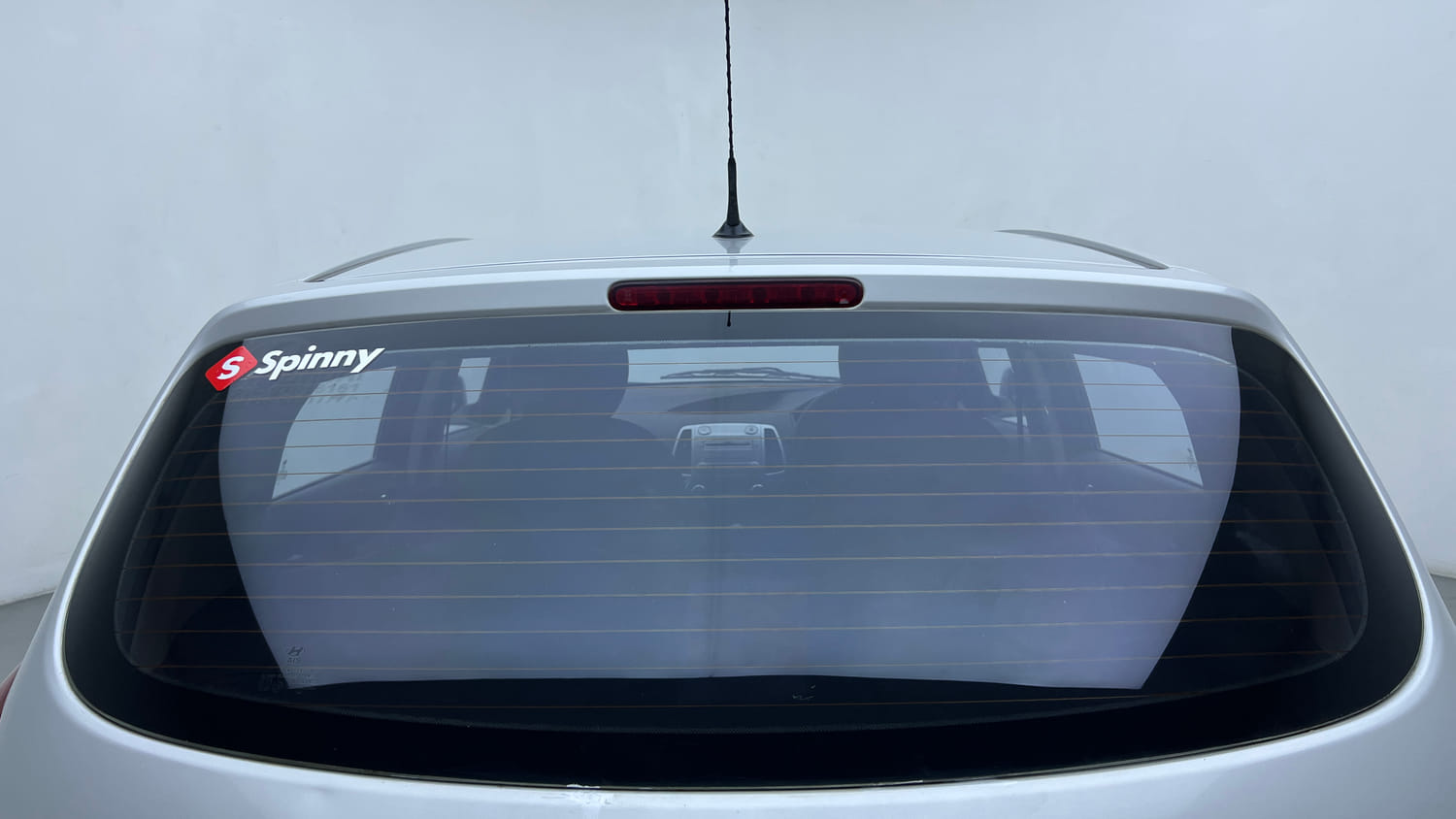 Used 2012 Hyundai i20 Magna 1.2 Petrol Manual exterior BACK WINDSHIELD VIEW