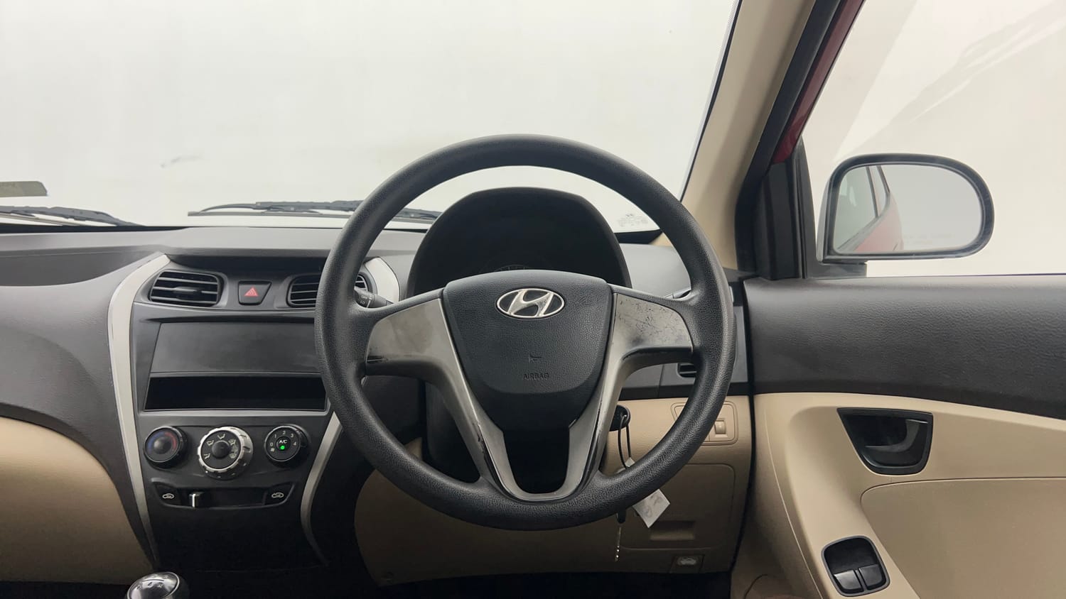 Used 2016 Hyundai Eon Era + AirBag Petrol Manual interior STEERING VIEW