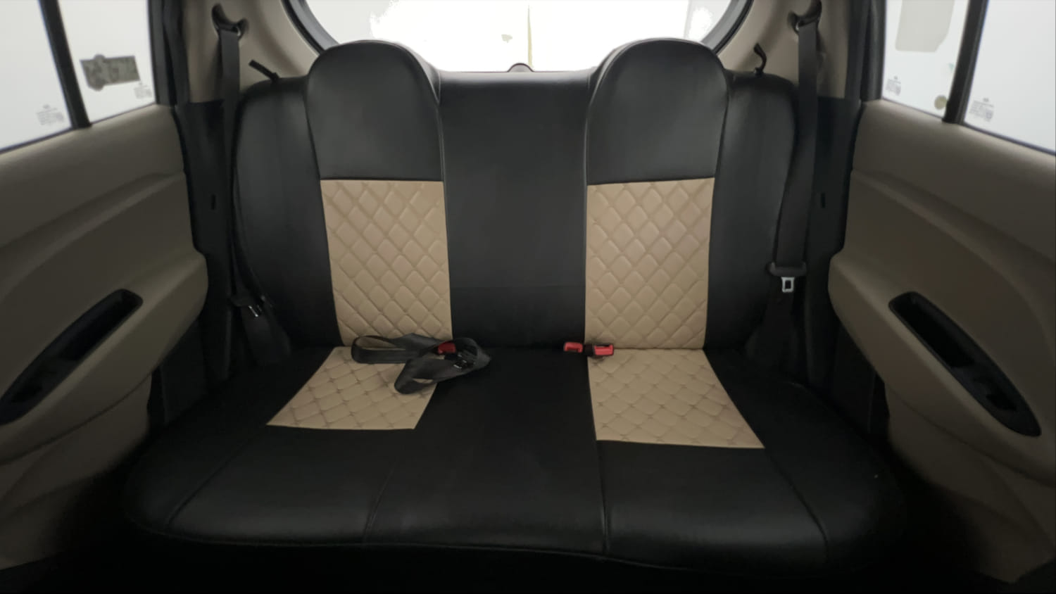 Used 2020 Hyundai Santro Sportz Petrol Manual interior REAR SEAT CONDITION VIEW