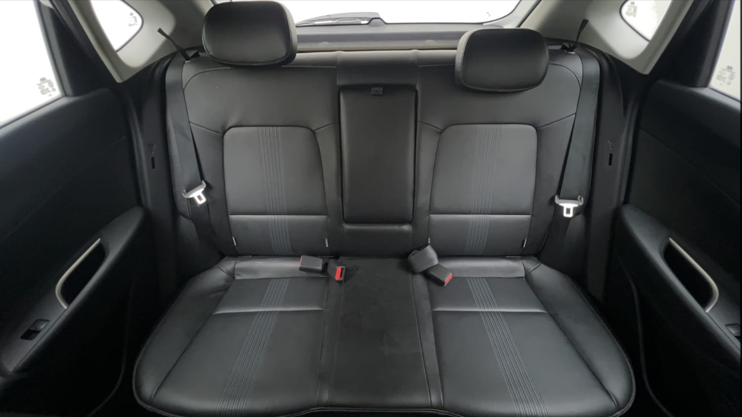Used 2020 Hyundai New i20 Asta (O) 1.0 Turbo DCT Petrol Automatic interior REAR SEAT CONDITION VIEW