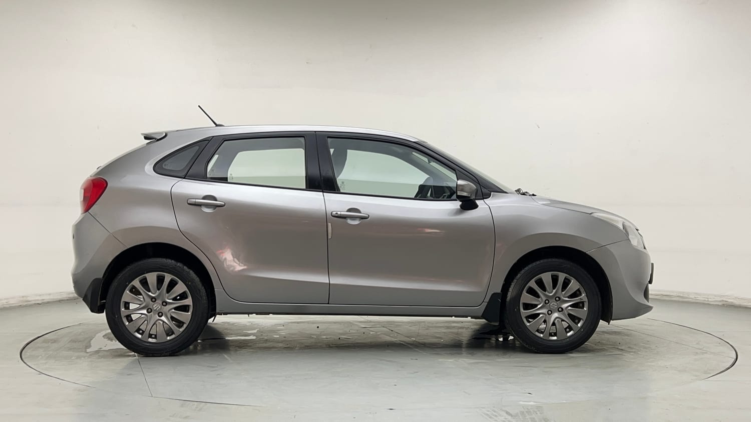 Used 2018 Maruti Suzuki Baleno Delta 1.2 Petrol Manual exterior RIGHT SIDE VIEW