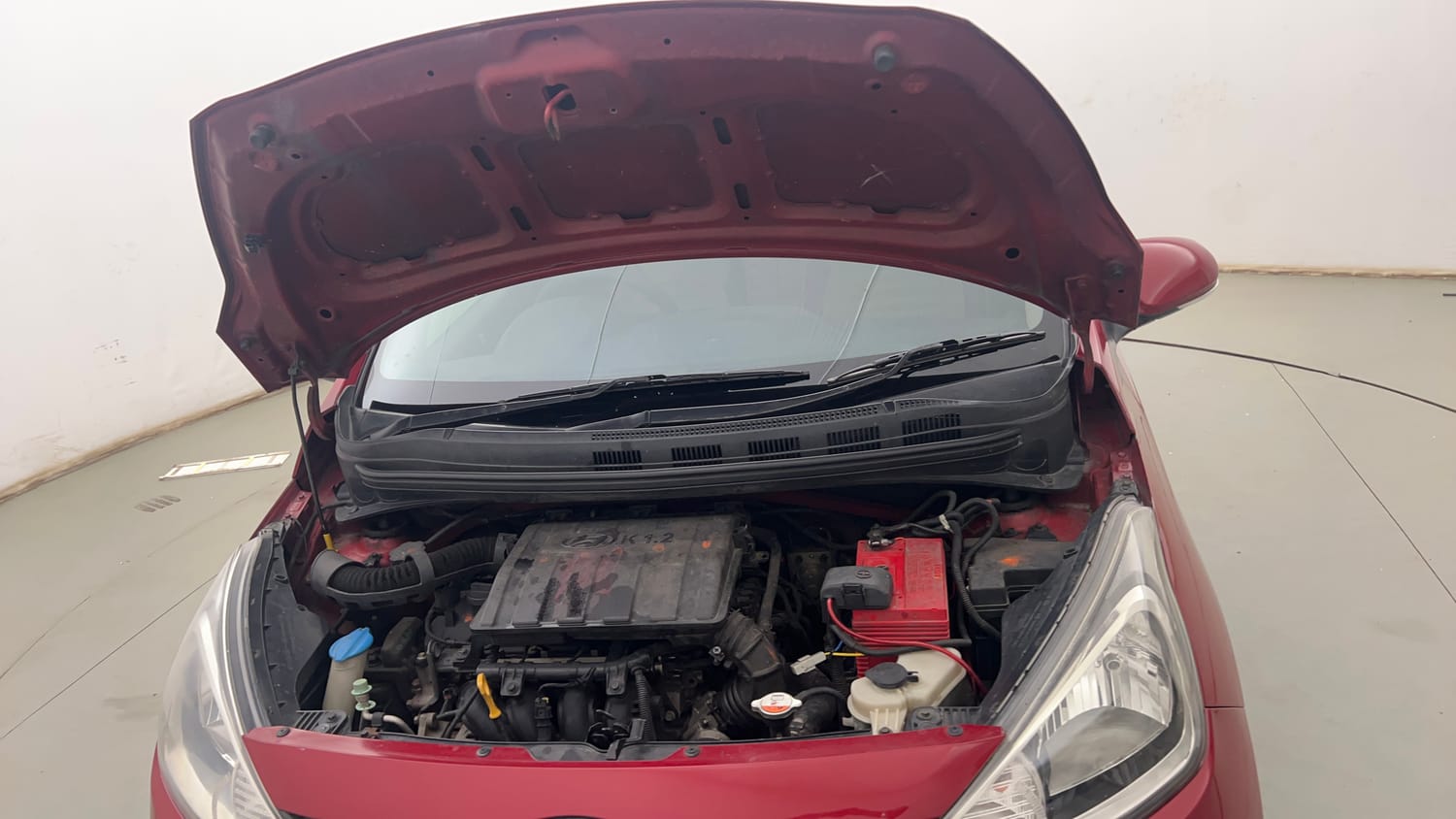 Used 2014 Hyundai Xcent SX 1.2 (O) Petrol Manual engine ENGINE & BONNET OPEN FRONT VIEW