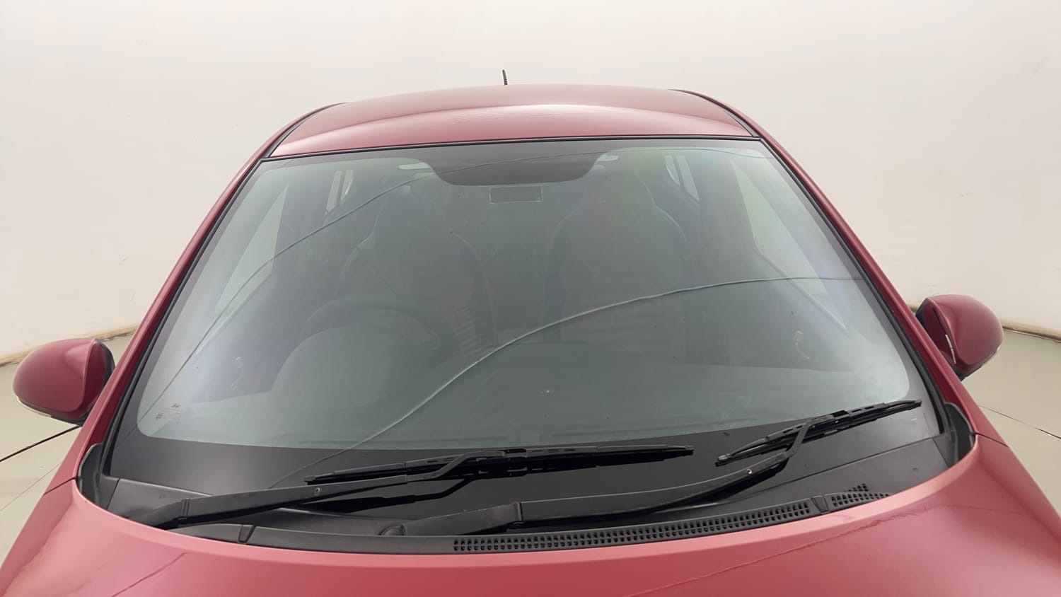 Used 2014 Hyundai Xcent SX 1.2 (O) Petrol Manual exterior FRONT WINDSHIELD VIEW