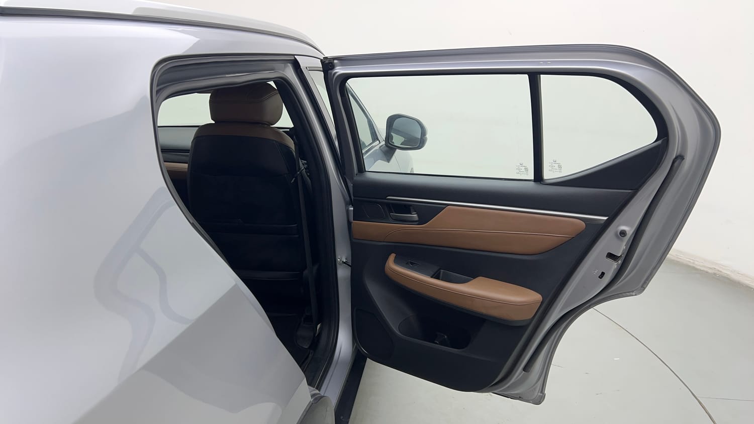 Used 2025 Honda Elevate ZX CVT Petrol Automatic interior RIGHT REAR DOOR OPEN VIEW