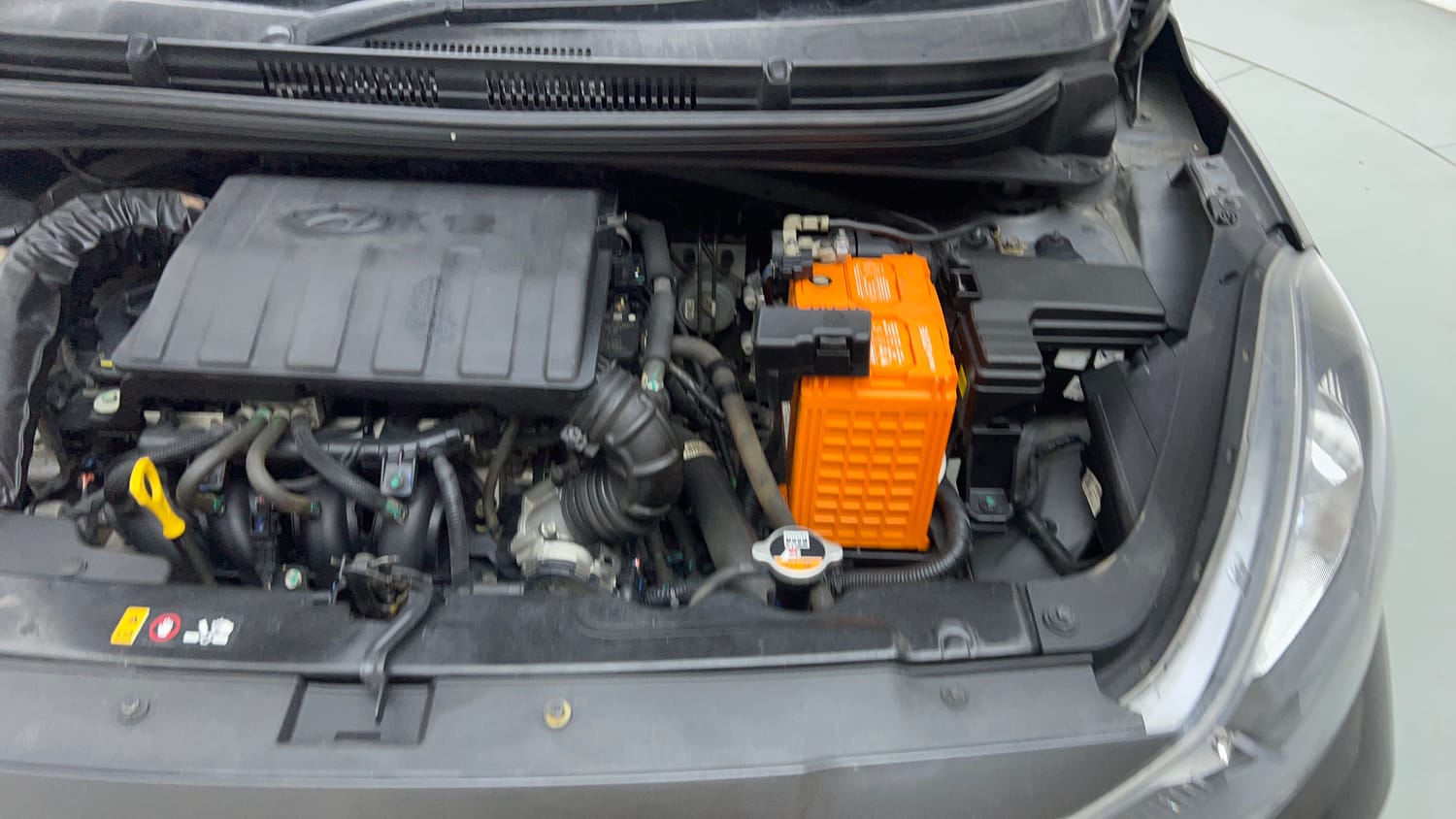 Used 2023 Hyundai Aura SX 1.2 CNG Cng Manual engine ENGINE LEFT SIDE VIEW