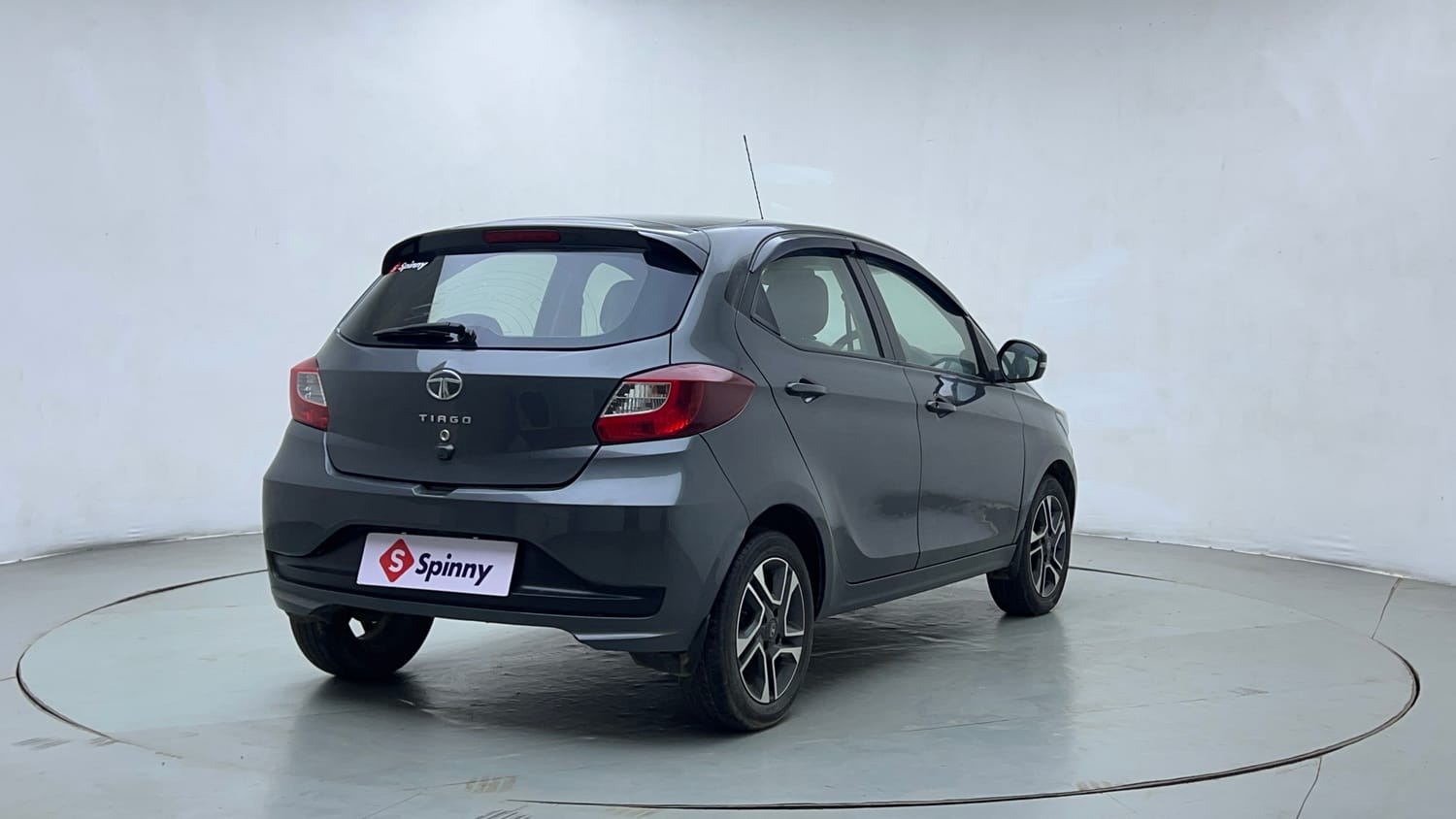 Used 2021 Tata Tiago XZ Plus Petrol Manual exterior RIGHT REAR CORNER VIEW