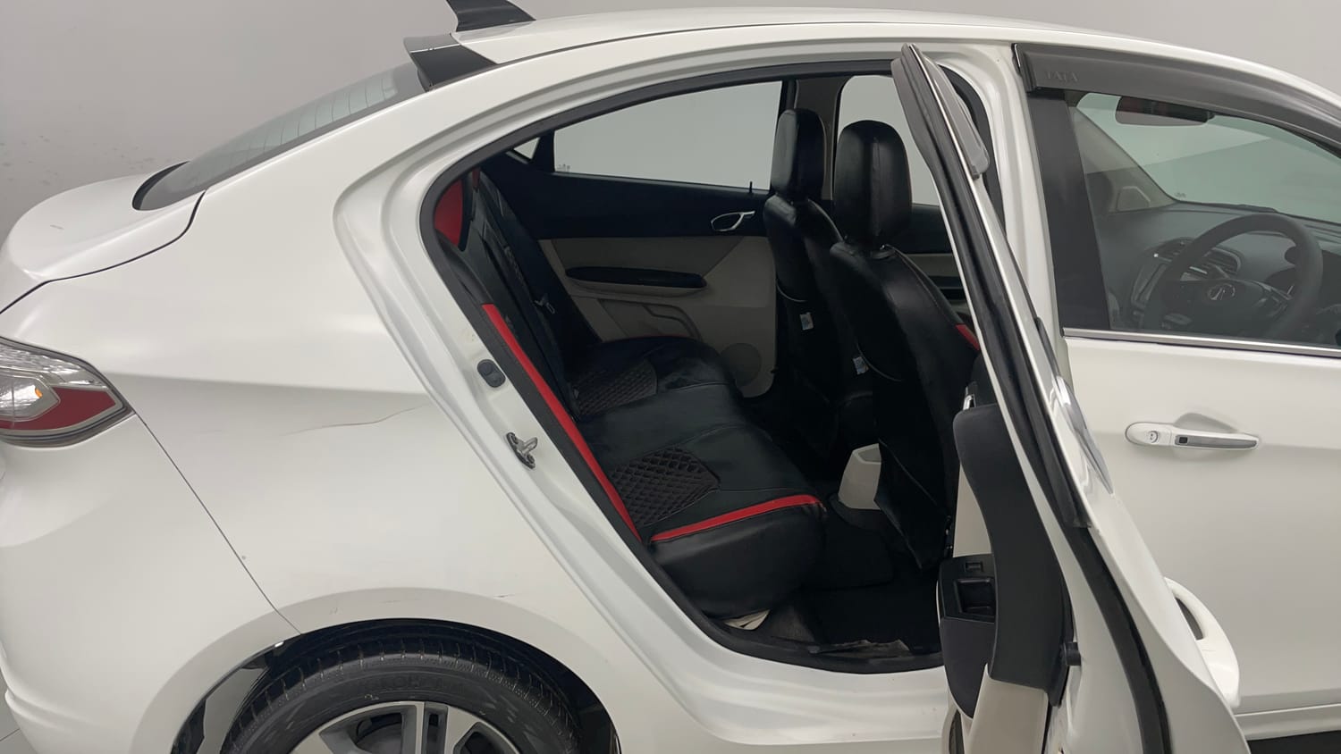 Used 2022 Tata Tigor XZA Plus Petrol Automatic interior RIGHT SIDE REAR DOOR CABIN VIEW