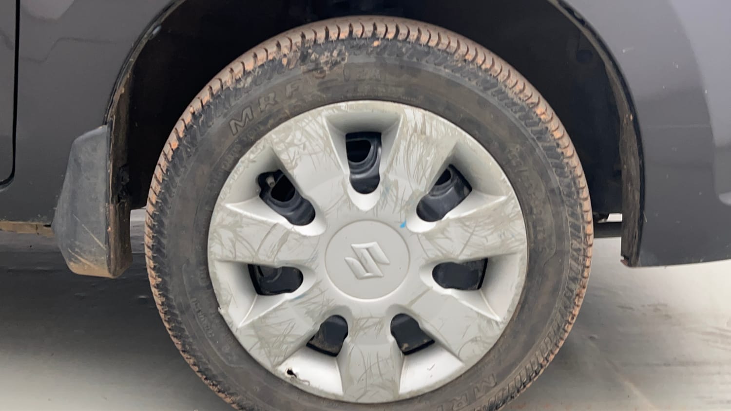 Used 2019 Maruti Suzuki Alto K10 VXi Petrol Manual tyres RIGHT FRONT TYRE RIM VIEW