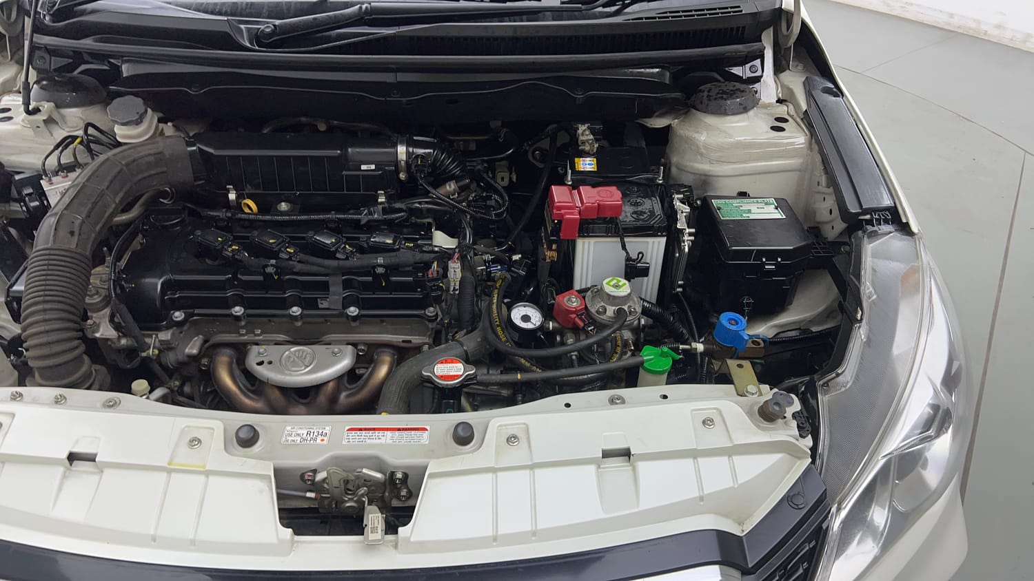 Used 2024 Maruti Suzuki Ciaz Sigma 1.5 Petrol Manual engine ENGINE LEFT SIDE VIEW