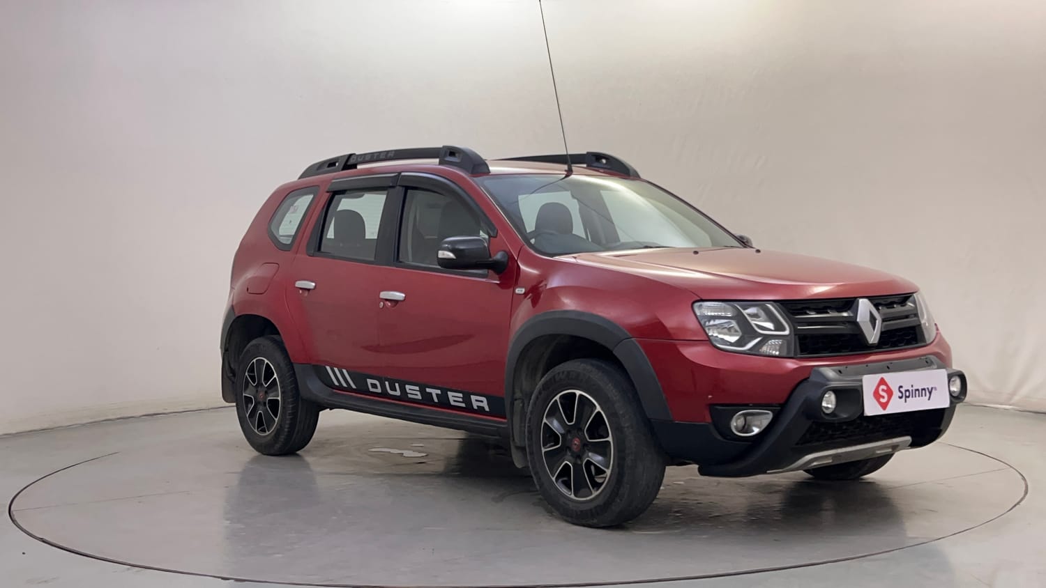 Used 2018 Renault Duster RXS CVT Petrol Automatic exterior RIGHT FRONT CORNER VIEW