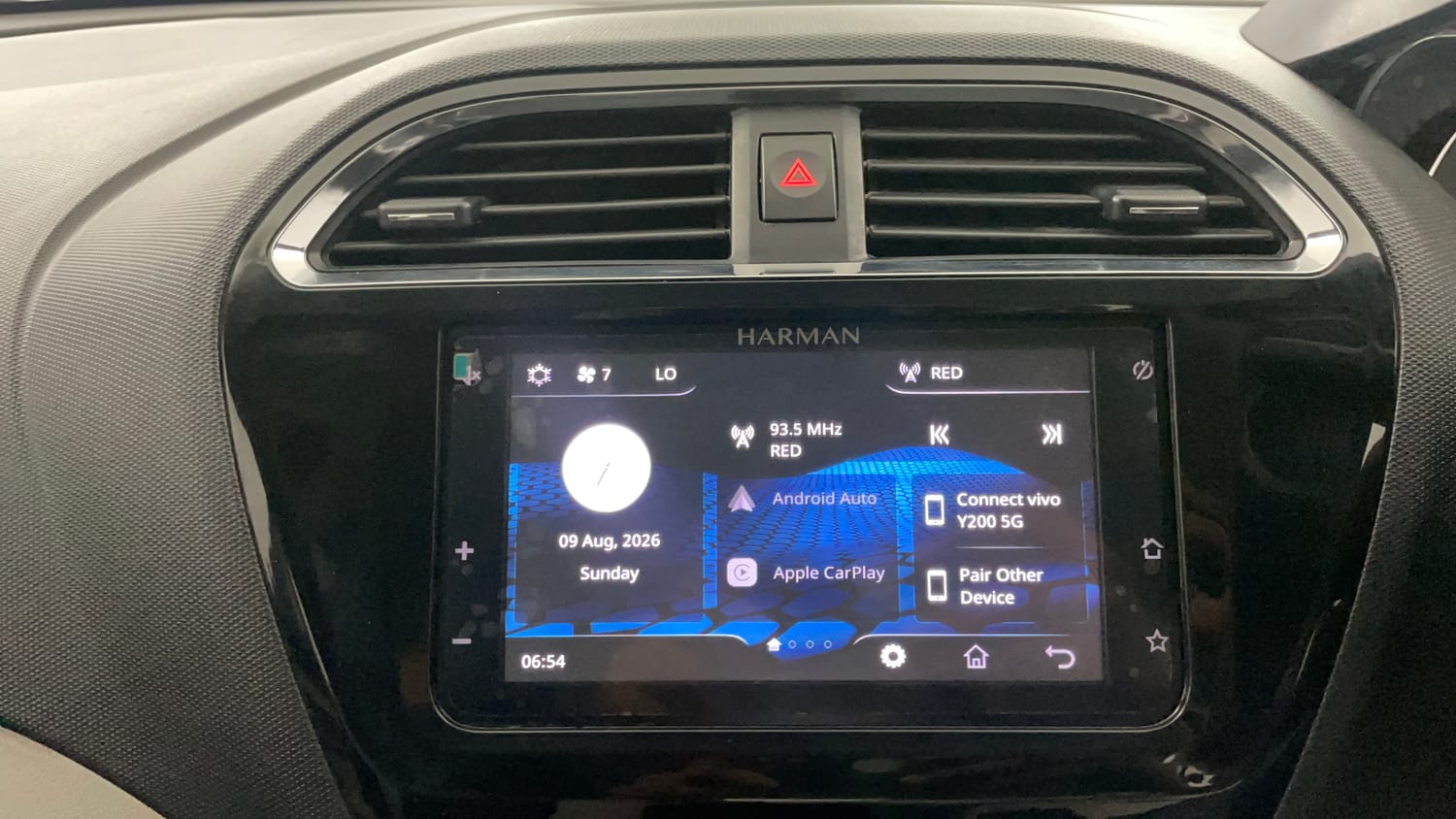 Used 2023 Tata Tiago XZ Plus CNG Cng Manual top_features Integrated (in-dash) music system