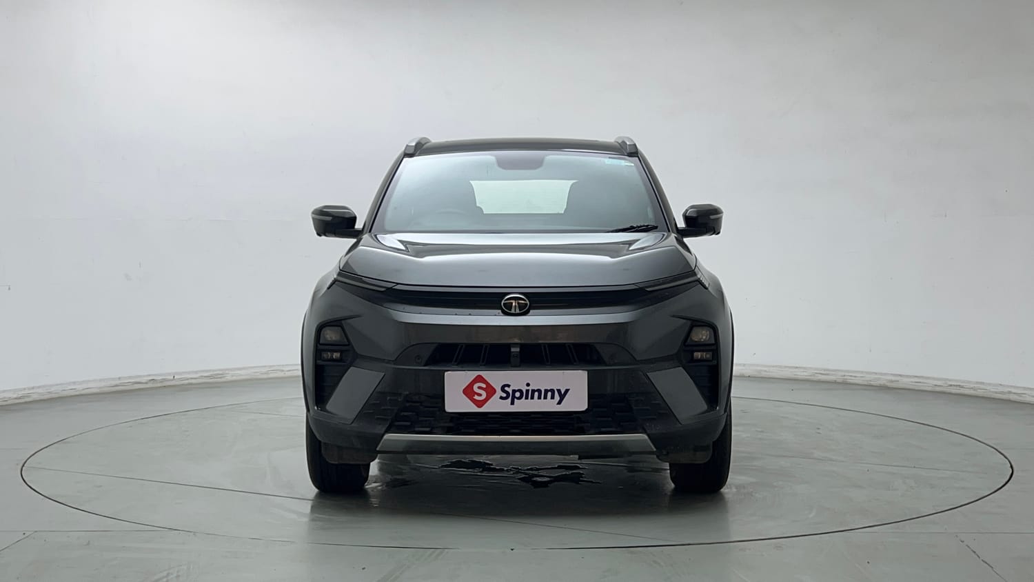 Used 2024 tata Nexon Fearless S 1.2 Revotron Petrol 7DCA Dual Tone Petrol Automatic exterior FRONT VIEW
