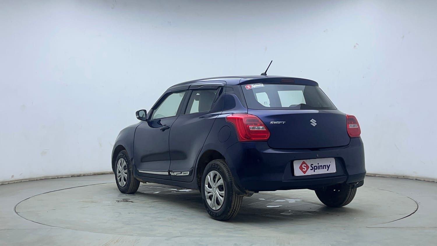 Used 2018 Maruti Suzuki Swift VXi AMT Petrol Automatic exterior LEFT REAR CORNER VIEW