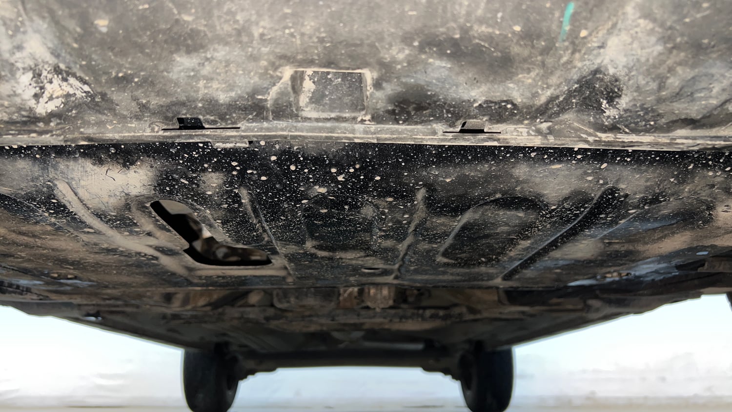 Used 2016 Renault Duster RXL Petrol Petrol Manual extra FRONT LEFT UNDERBODY VIEW