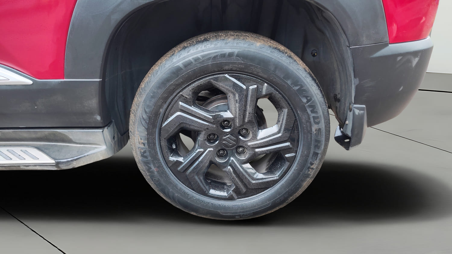 Used 2023 Maruti Suzuki Brezza ZXi Plus Petrol Manual tyres LEFT REAR TYRE RIM VIEW