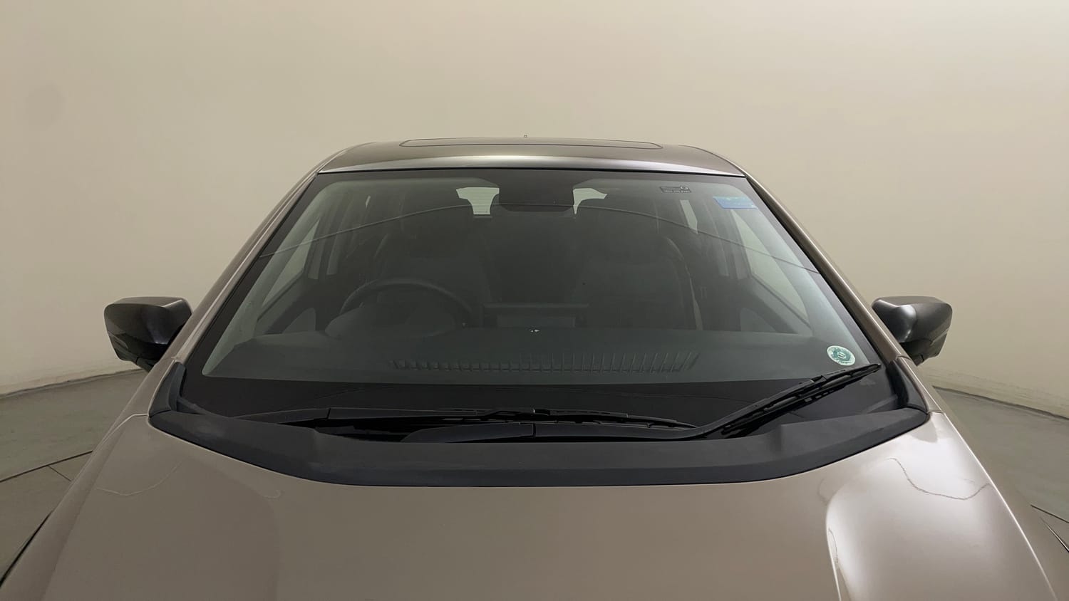 Used 2025 Tata Altroz Accomplished Plus S Petrol 6DCT Petrol Automatic exterior FRONT WINDSHIELD VIEW