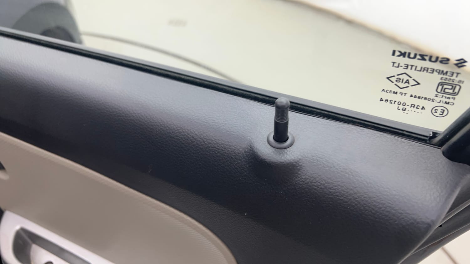 Used 2019 Maruti Suzuki Alto K10 VXi Petrol Manual top_features Central locking