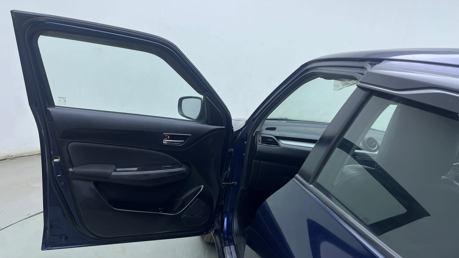 Used 2018 Maruti Suzuki Swift VXi AMT Petrol Automatic interior LEFT FRONT DOOR OPEN VIEW