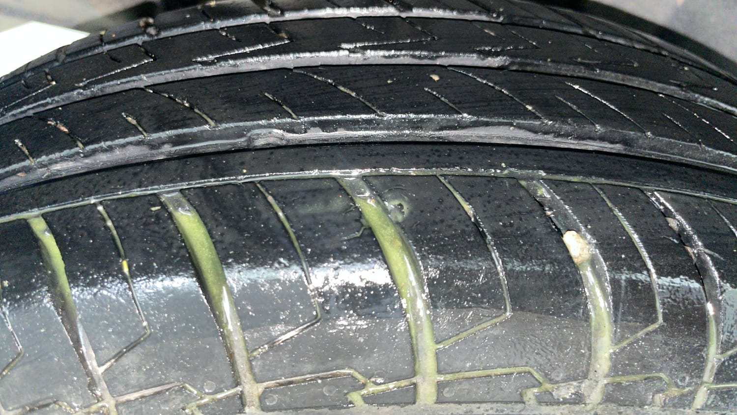 Used 2023 Maruti Suzuki Swift VXi Petrol Manual tyres RIGHT REAR TYRE TREAD VIEW