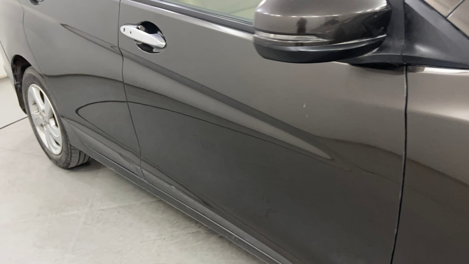 Used 2016 Honda City VX CVT Petrol Automatic dents MINOR DENT
