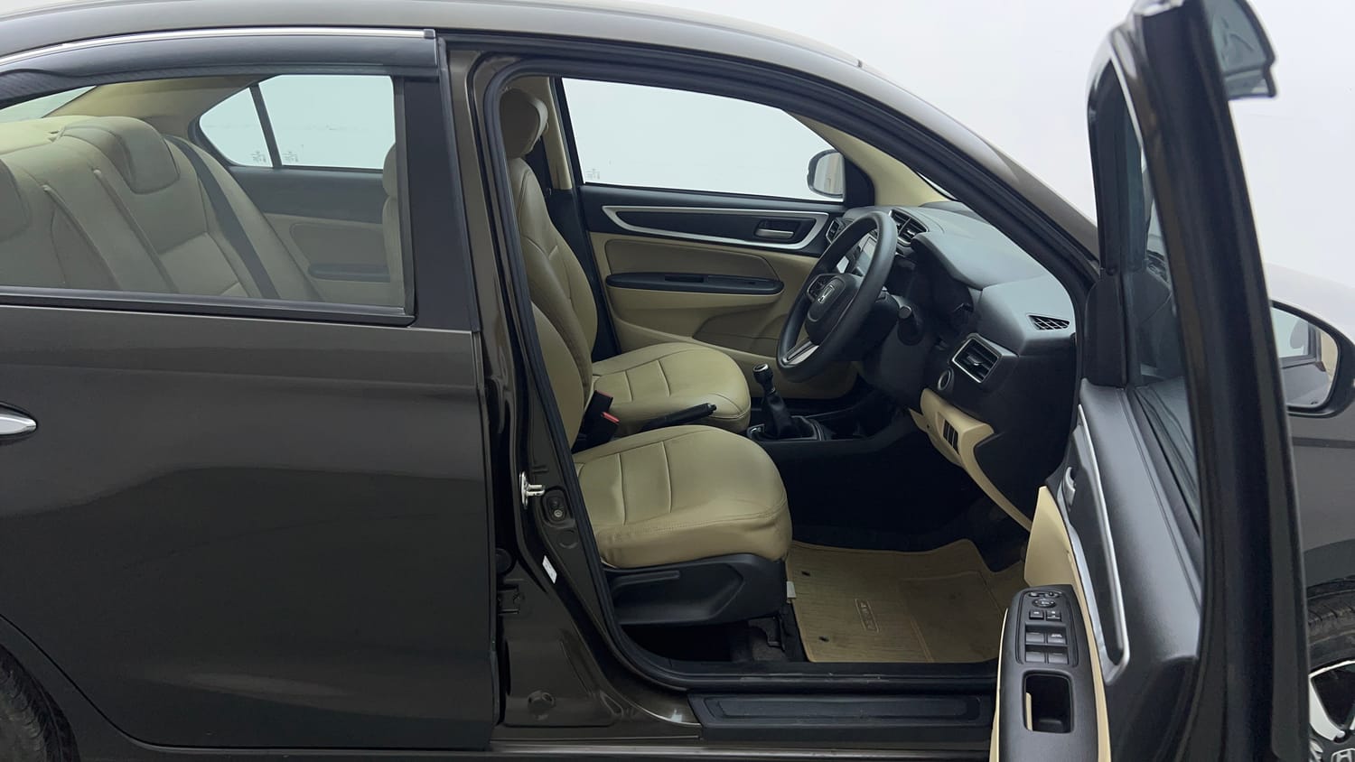 Used 2025 honda Amaze 2nd Generation VX 1.2 Petrol MT Petrol Manual interior RIGHT SIDE FRONT DOOR CABIN VIEW