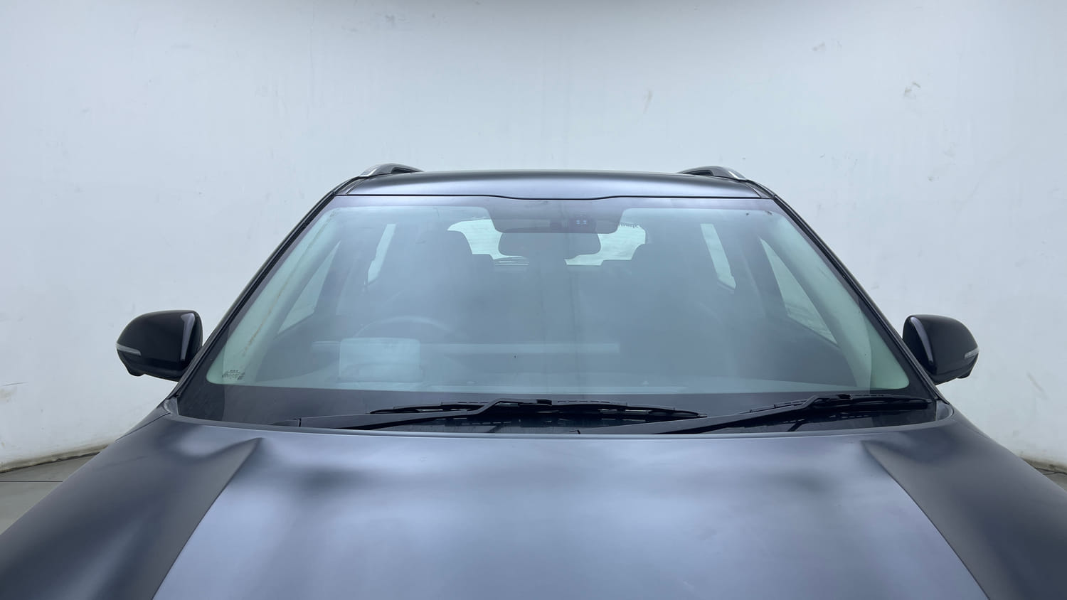 Used 2022 Kia Seltos X Line 1.4 DCT Petrol Automatic exterior FRONT WINDSHIELD VIEW