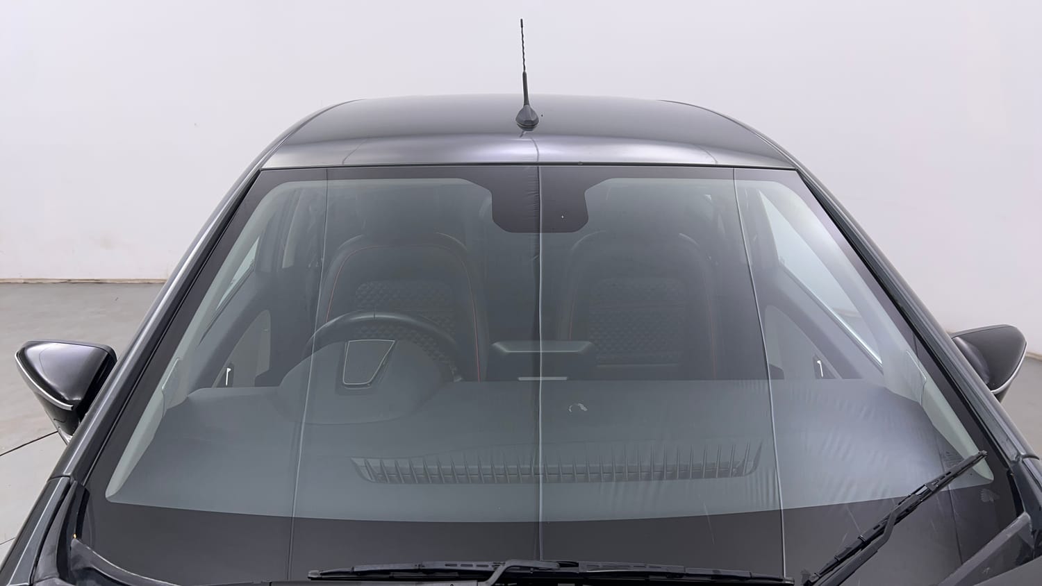 Used 2023 Tata Altroz XZA Petrol Petrol Automatic exterior FRONT WINDSHIELD VIEW