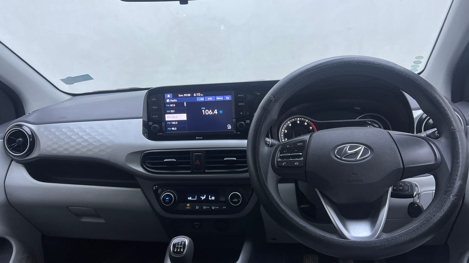 Used 2021 Hyundai Grand i10 Nios Sportz 1.2 Kappa VTVT Petrol Manual interior DASHBOARD VIEW