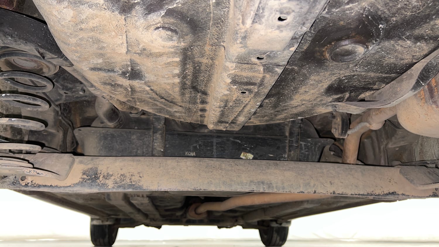 Used 2015 Hyundai Grand i10 Sportz 1.2 Kappa VTVT Petrol Manual extra REAR UNDERBODY VIEW (TAKEN FROM REAR)