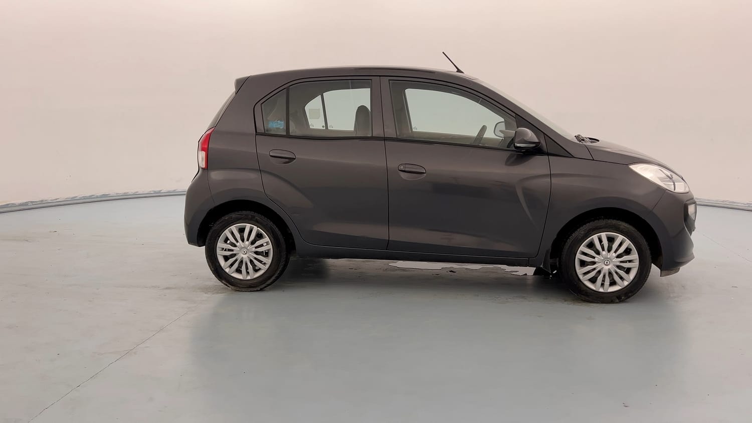 Used 2020 Hyundai Santro Sportz Petrol Manual exterior RIGHT SIDE VIEW