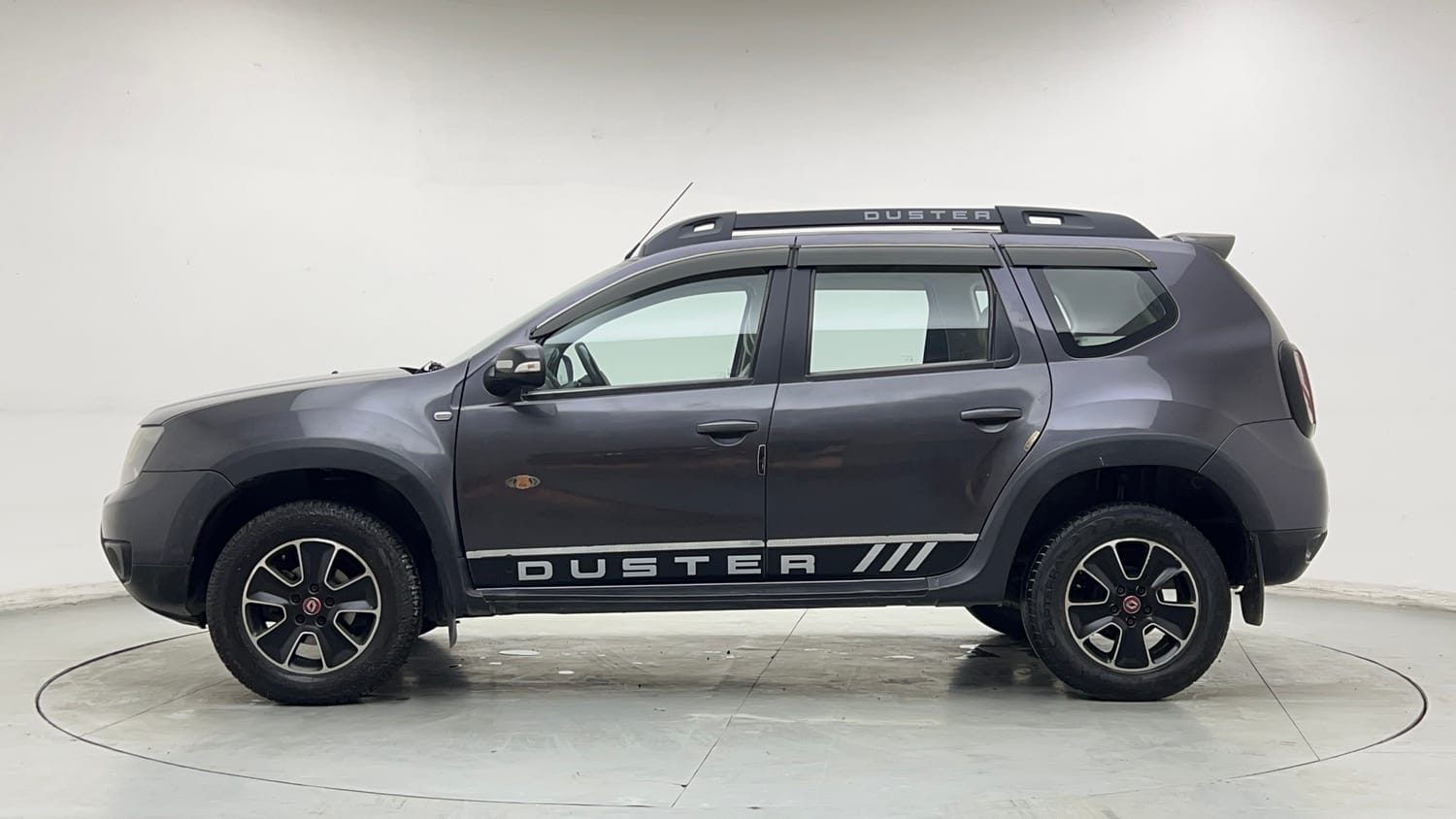 Used 2018 Renault Duster RXS CVT Petrol Automatic exterior LEFT SIDE VIEW