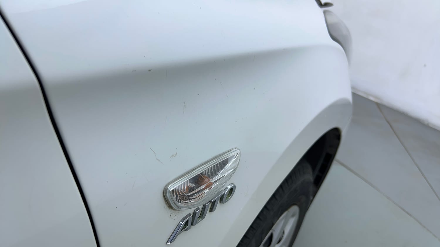 Used 2019 Hyundai Elite i20 Magna 1.4 AT Petrol Automatic dents MINOR SCRATCH
