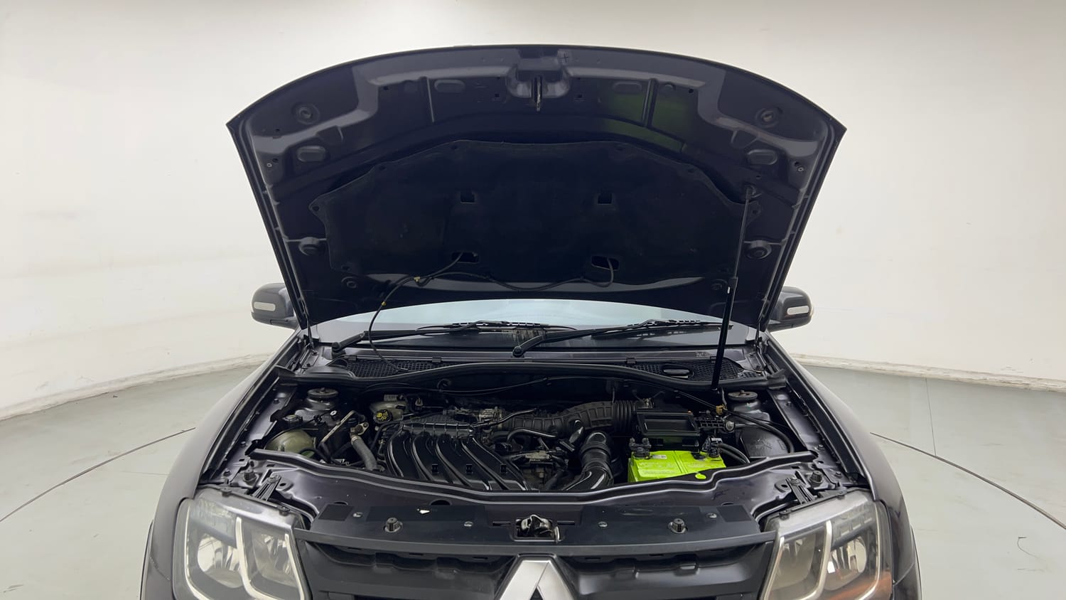 Used 2018 Renault Duster RXS CVT Petrol Automatic engine ENGINE & BONNET OPEN FRONT VIEW