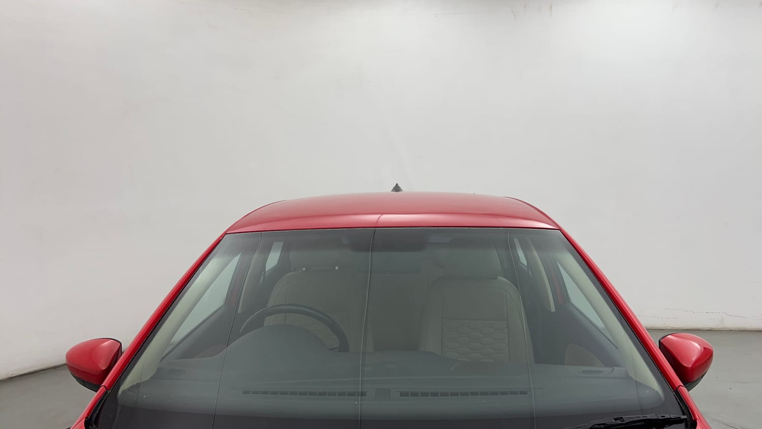 Used 2015 Volkswagen Polo Highline1.2L (P) Petrol Manual exterior FRONT WINDSHIELD VIEW