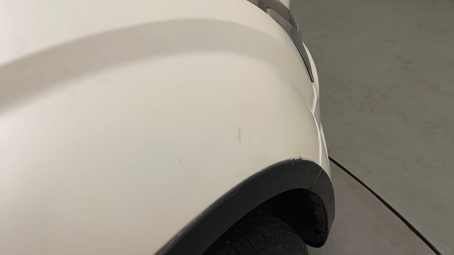 Used 2018 Mahindra XUV500 W10 Diesel Manual dents MINOR SCRATCH