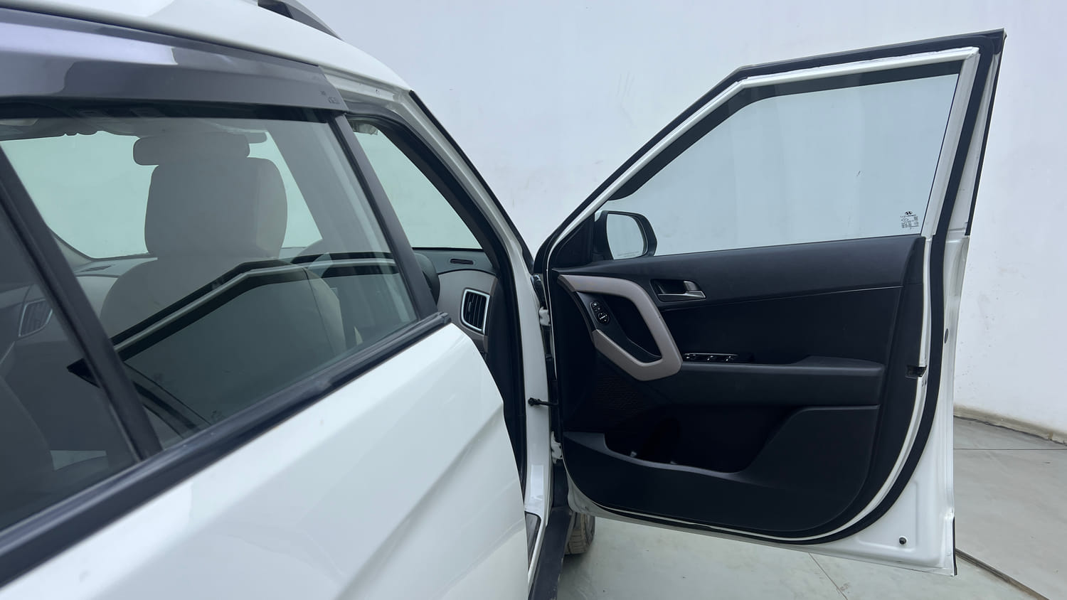 Used 2018 Hyundai Creta SX Plus 1.6 AT Petrol Petrol Automatic interior RIGHT FRONT DOOR OPEN VIEW