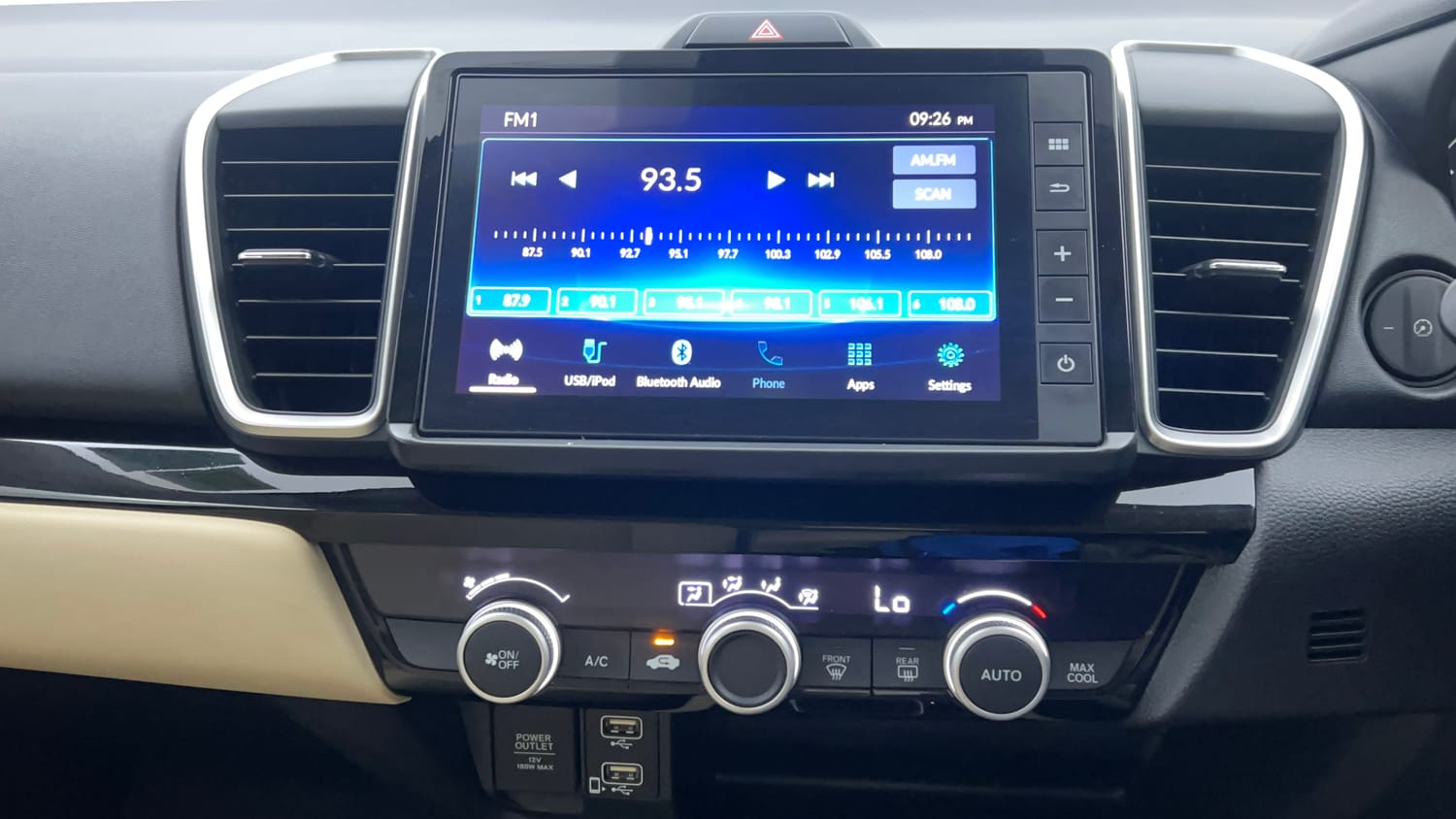 Used 2023 Honda City V Petrol CVT Petrol Automatic interior MUSIC SYSTEM & AC CONTROL VIEW