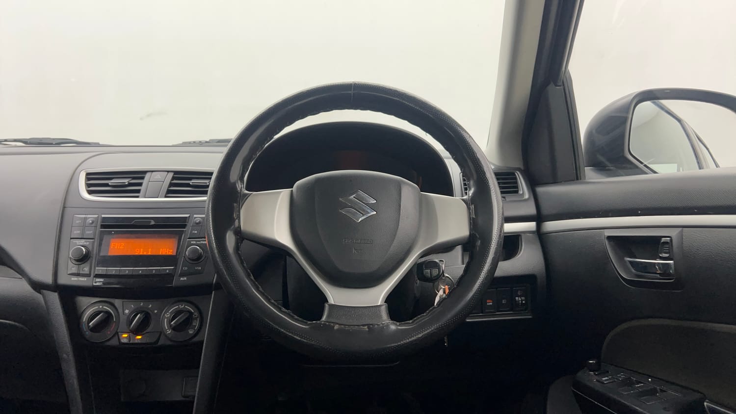Used 2017 Maruti Suzuki Swift VXi Petrol Manual interior STEERING VIEW