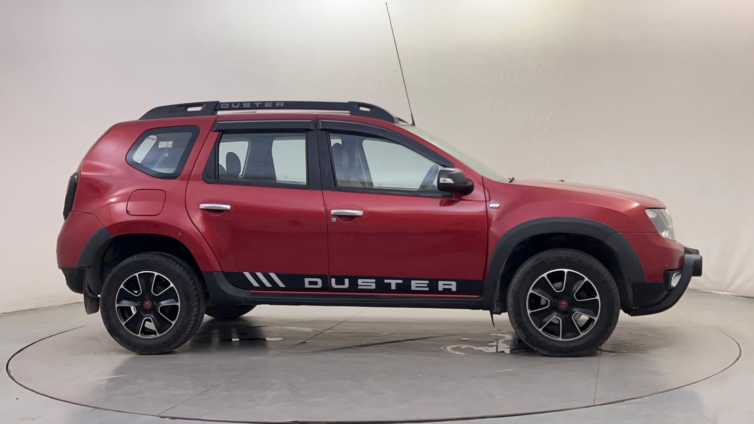 Used 2018 Renault Duster RXS CVT Petrol Automatic exterior RIGHT SIDE VIEW