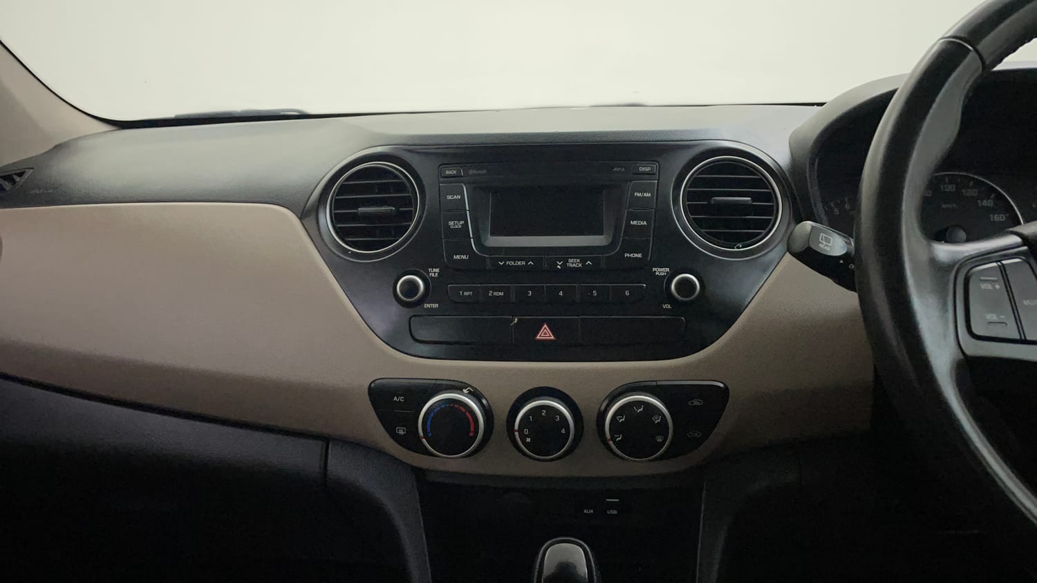 Used 2016 Hyundai Grand i10 Asta AT 1.2 Kappa VTVT (O) Petrol Automatic top_features Integrated (in-dash) music system
