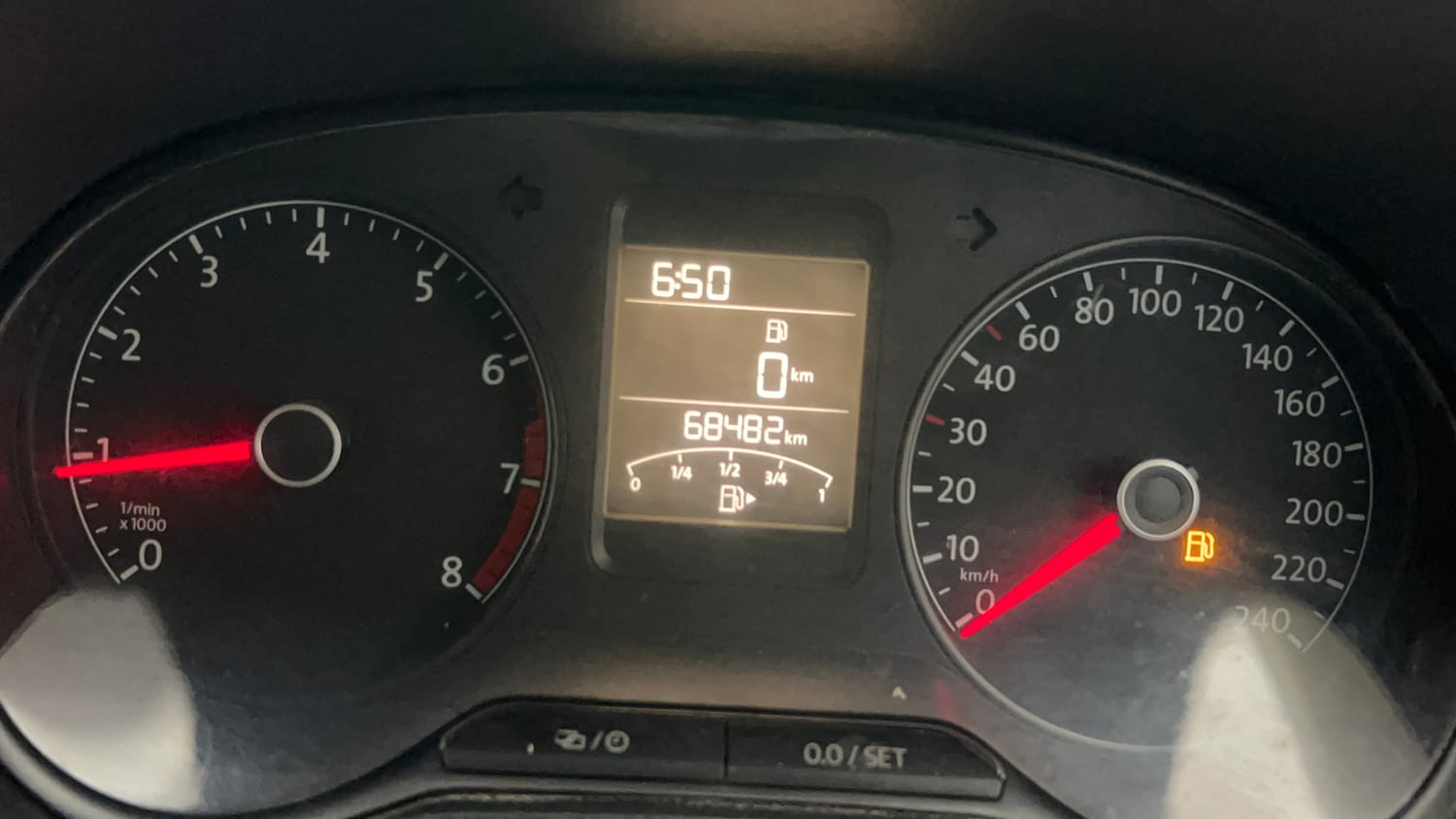 Used 2015 Volkswagen Polo Highline1.2L (P) Petrol Manual interior CLUSTERMETER VIEW