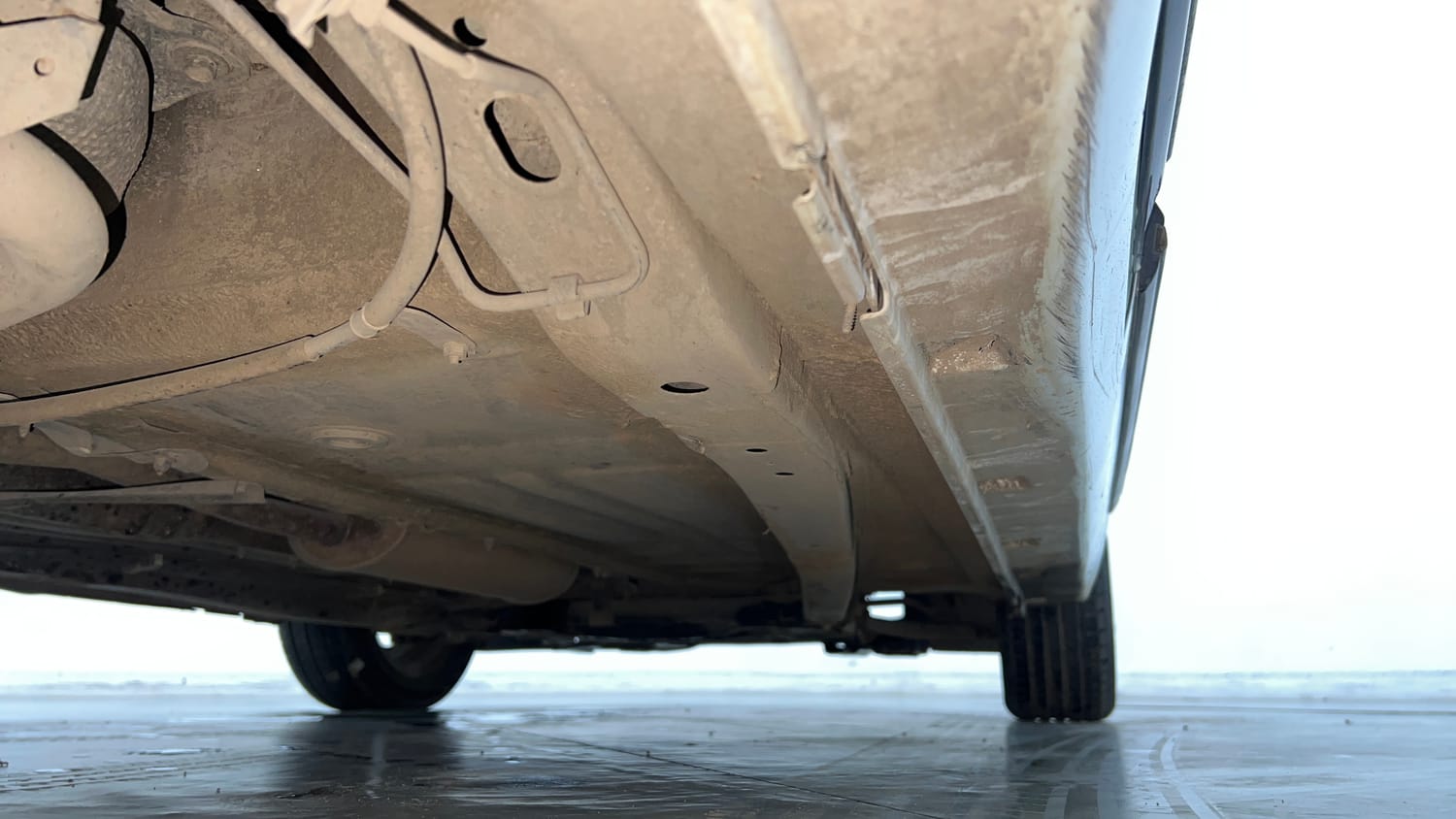 Used 2016 Maruti Suzuki Baleno Zeta 1.2 AT Petrol Automatic extra REAR RIGHT UNDERBODY VIEW