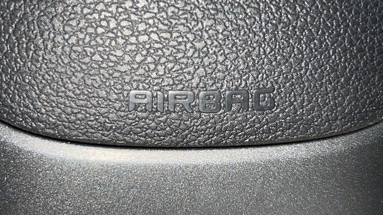 Used 2023 Tata Altroz XZA Petrol Petrol Automatic top_features Airbags