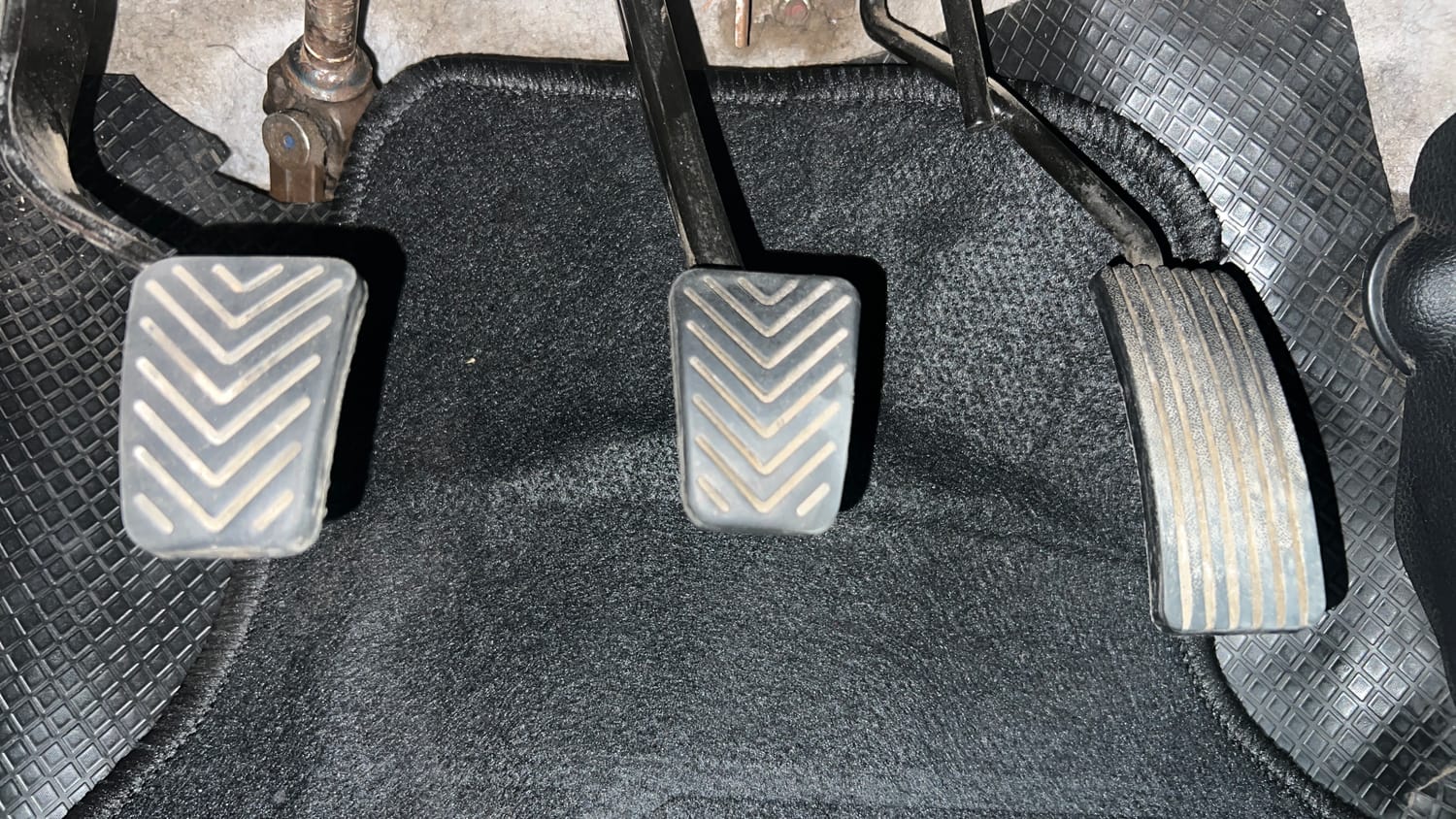 Used 2016 Hyundai Eon Era + AirBag Petrol Manual interior PEDALS VIEW