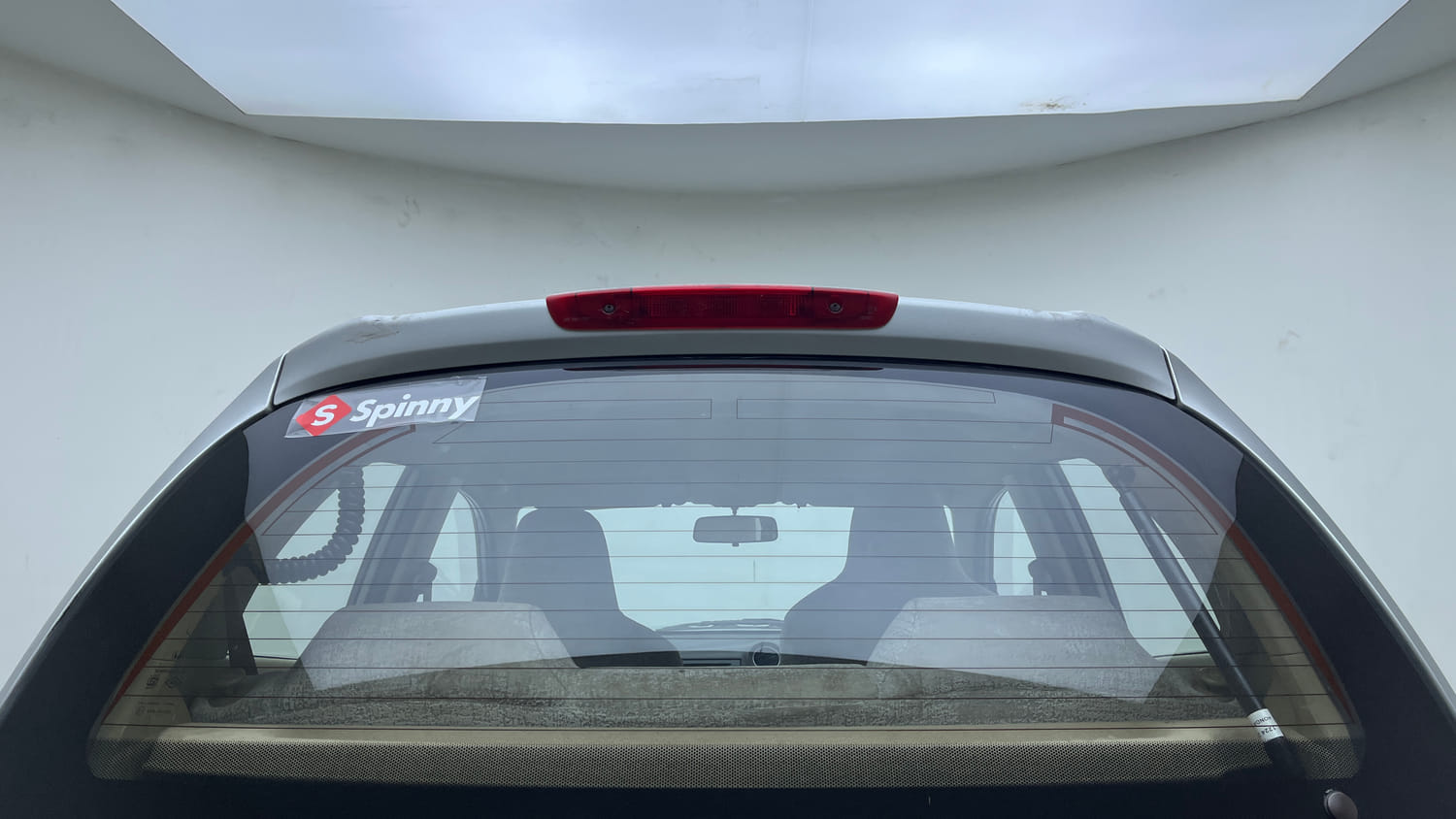 Used 2014 Honda Brio S MT Petrol Manual exterior BACK WINDSHIELD VIEW