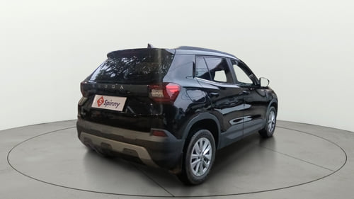 Used 2025 Skoda Kylaq Signature Petrol Manual exterior RIGHT REAR CORNER VIEW