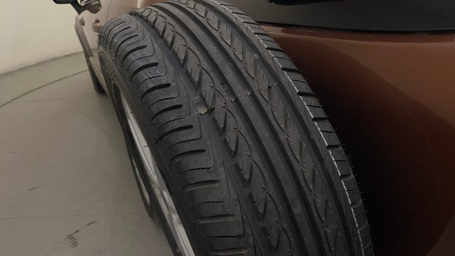 Used 2021 Ford EcoSport Titanium 1.5L TDCi Diesel Manual tyres SPARE TYRE VIEW